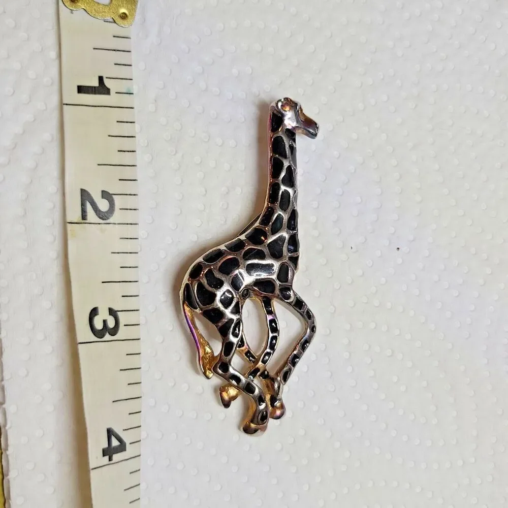 Vintage Giraffe Brooch Gold Tone Black Enamel Spots Red Eyes